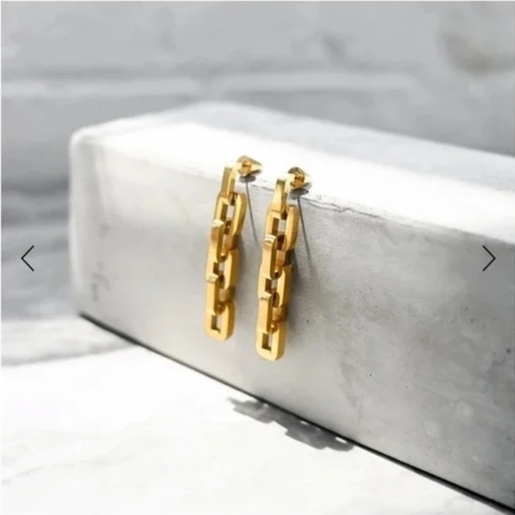 Eddie Borgo Gold Supra Chain Link Earrings 2” Drop Post Back 12k Gold Vermeil - Picture 4 of 9